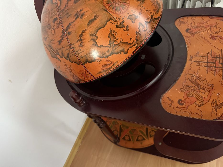 Глобус бар деревянный