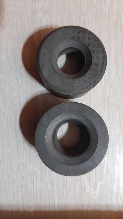 Волочильные фильеры для изготовления проволоки, марка стали ВК8.