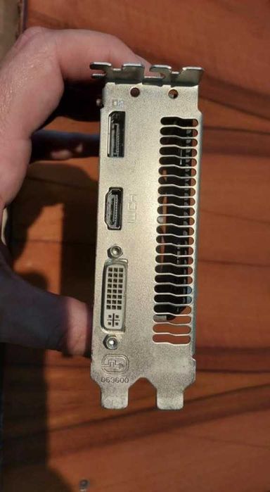 Placa Video Sapphire Radeon R7 360 2GB