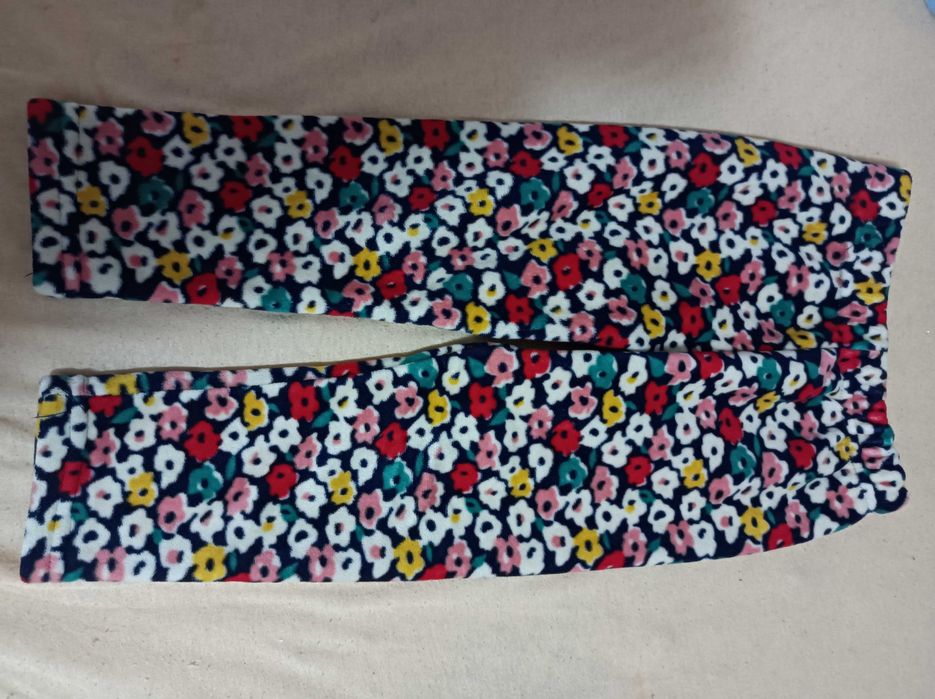 Lot de 23 de buc haine fetițe, mărimea 92,le vand și separat