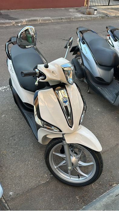 Inchiriere Scutere noi  Yamaha/Piaggio/Aprillia 125cmc de inchiriat