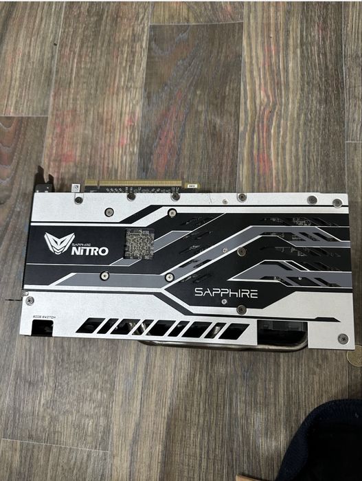 Видиокарта игравое RX 580