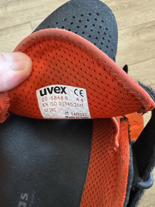 Sandale Uvex cu bombeu 44