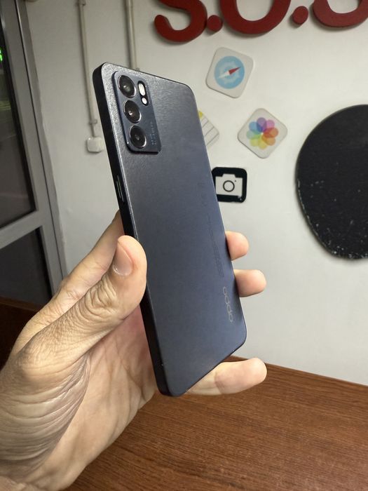 Vand Oppo Reno 6 5G