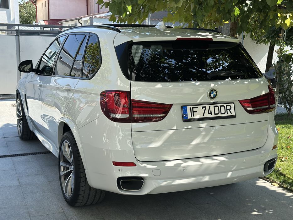 Bmw X5 xDrive30d . F15 , 3.0d 258 Cp . M Pachet