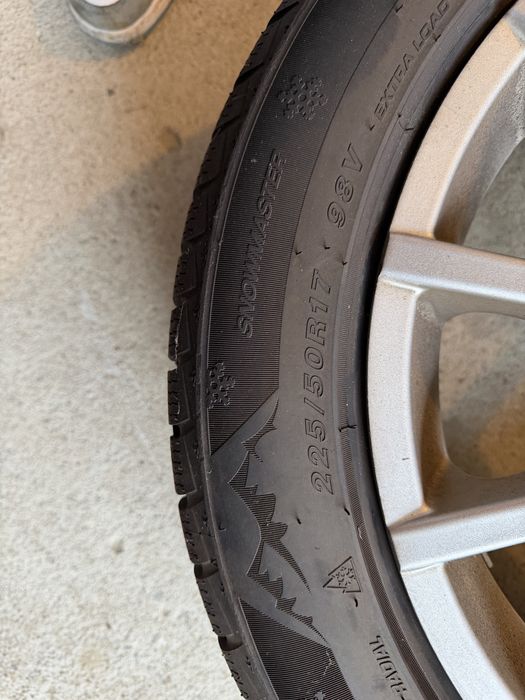 Schimb / vând jante aluminiu 17” 5x115 cu anvelope iarnă