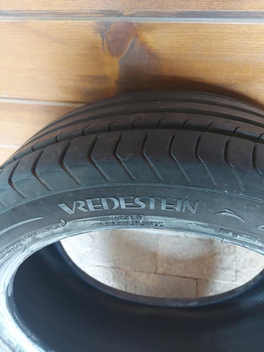 Джанти и тасове  от Мерцедес 16" и две гуми 17 "
