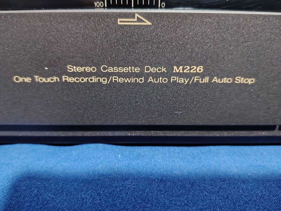 TECHNIS RS-M226 Stereo Cassette Deck