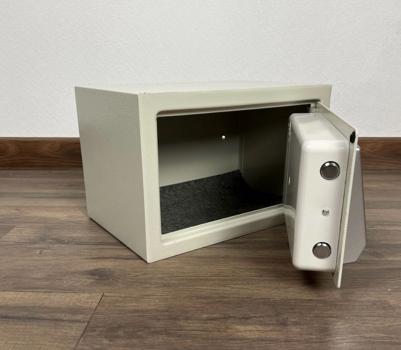 Металлический мини сейф