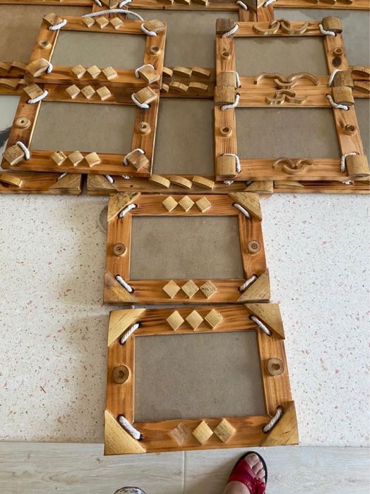 Настенные рамки для фотографий