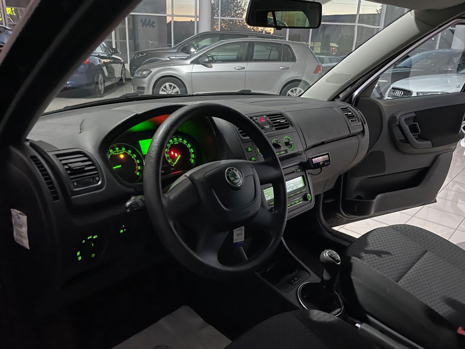 Skoda Fabia DEALER/GARANTIE 1 AN/CLIMATIC/Pilot/Computer/Bluetooth/Recent import
