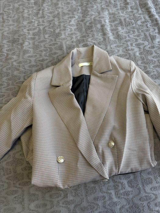 Пиджак женский по 3000