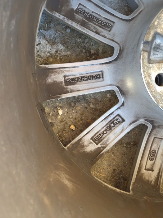 Продавам 4 гуми с джанти 18