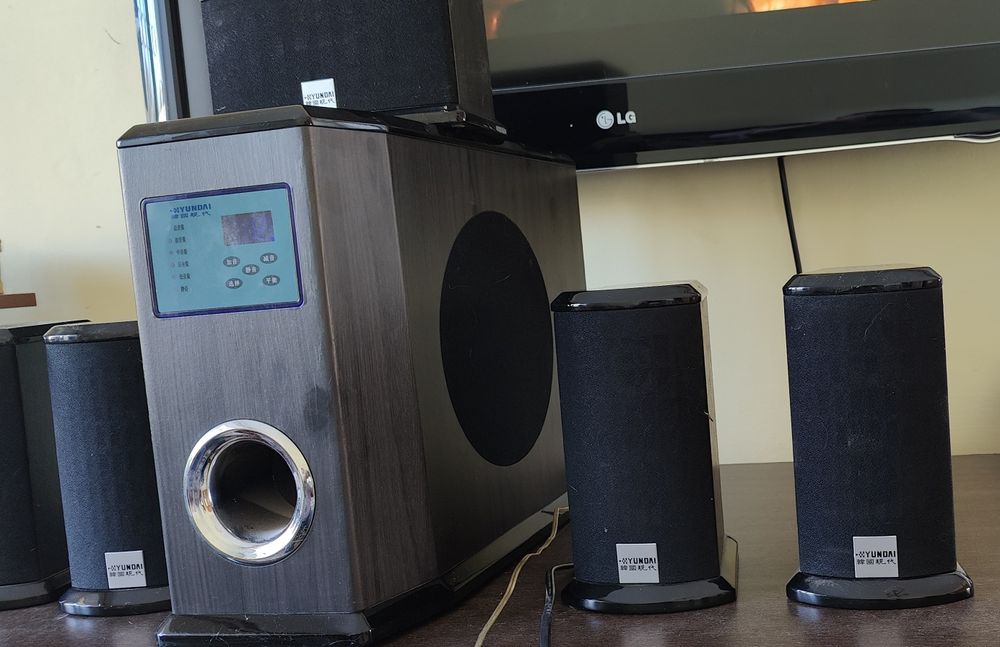 Сабвуфер Hyundai 1-300R 5.1