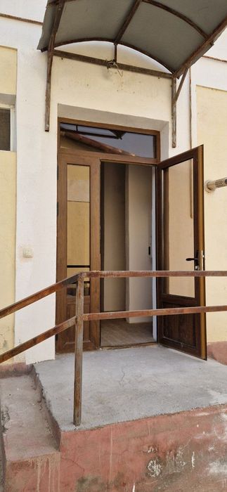 Катеж сотилади 4 хона