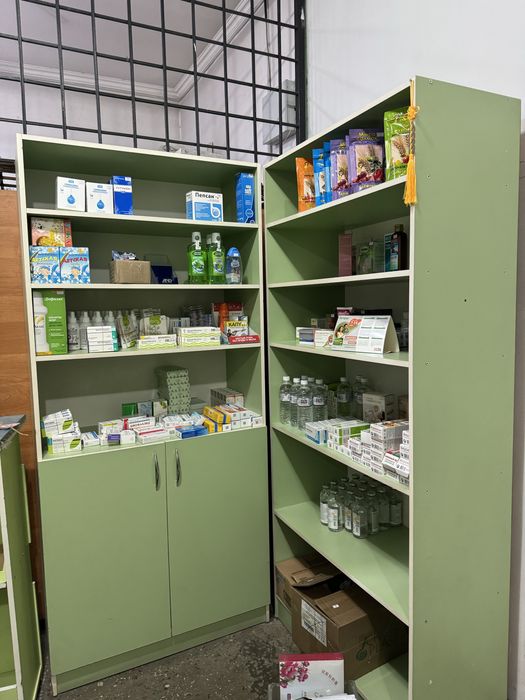 Продаю Мебель для аптеки.Торг уместен.