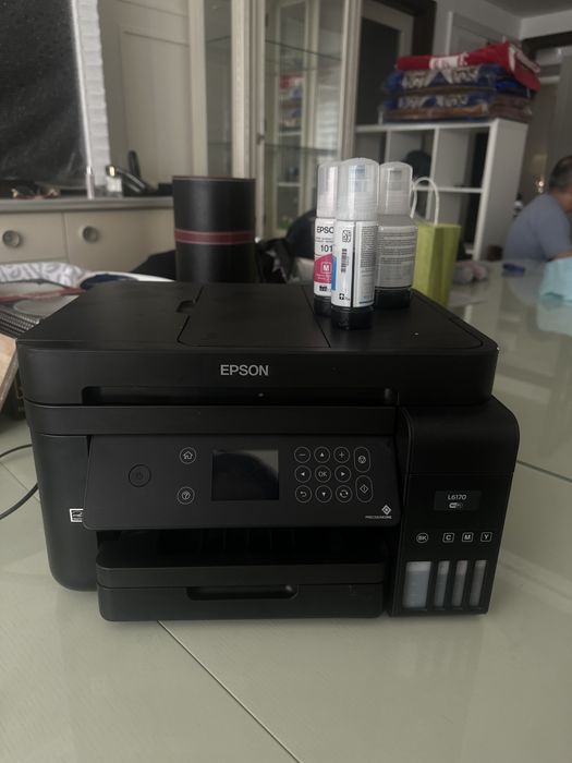 продам принтер струйный Epson EcoTank L6170.