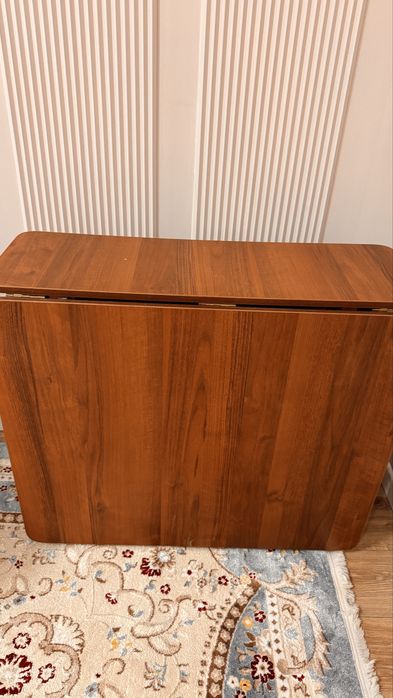 Книжка-стол б/у