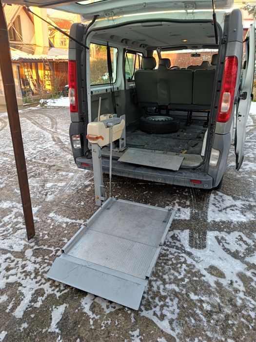 Lift hidraulic auto pers handicap