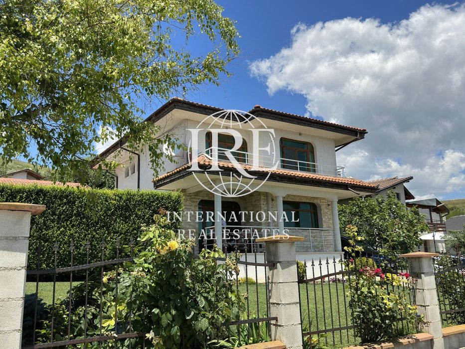 Къща в Добрич, област-гр.Балчик площ 15141 цена 338000