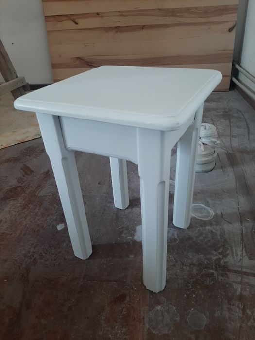 Продам стулья , штучно