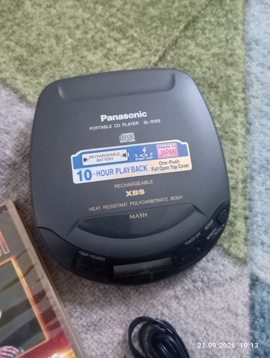 Плеер CD  Panasonic ретро. 90 ых