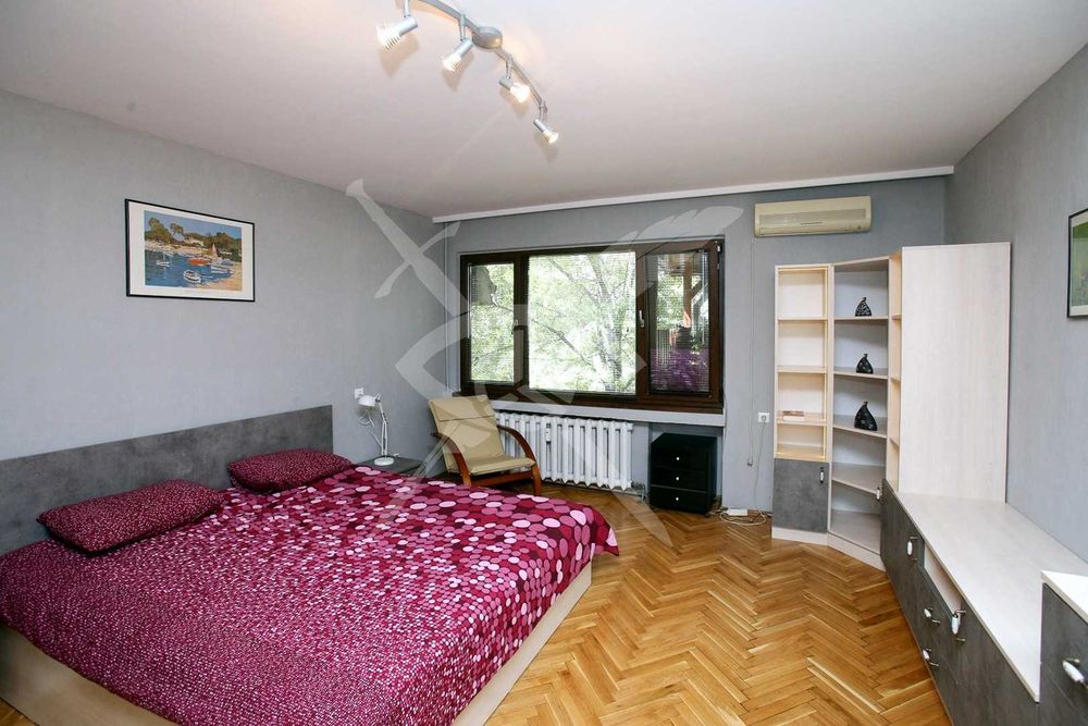 Дава се под наем Тристаен апартамент в София, Център - 140 кв.м за 1475.94 € - Снимка #6