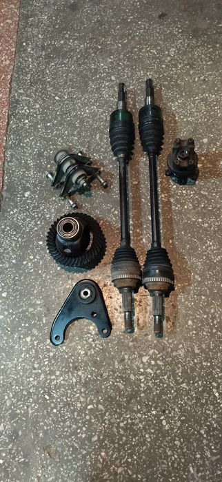 Детали Мазда трибут