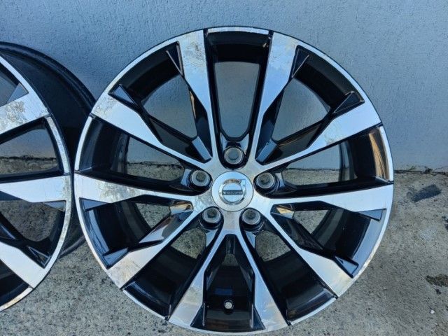 Jante 10 spite 17" Volvo V40 S60 V60 CC S80 V70 C30 C70 S90 XC40 XC60 XC70 31650337