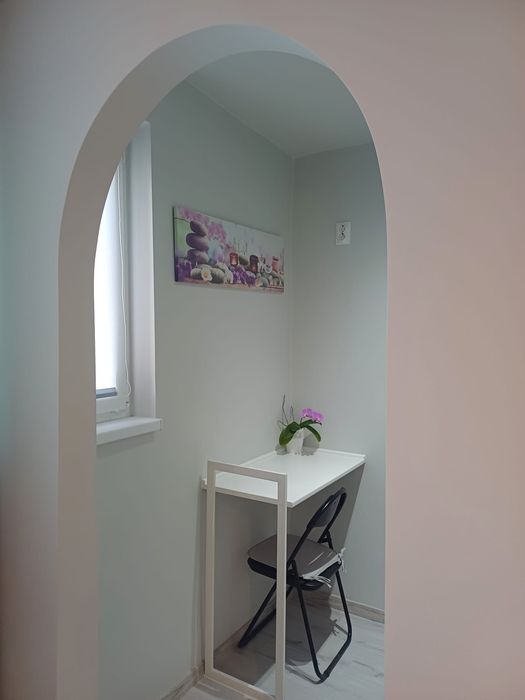 Închiriez garsoniera zona Rogerius