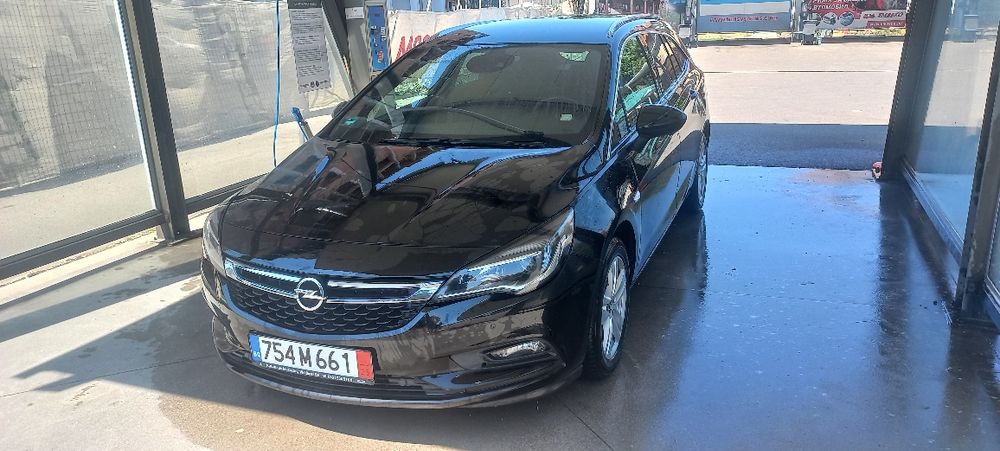 Продавам Opel Astra turbo