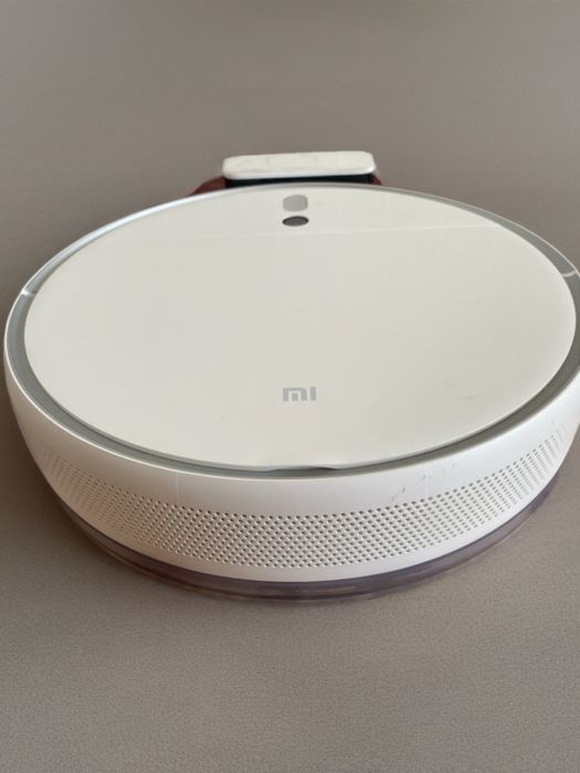 Робот-пылесос Xiaomi Mi Robot Vacuum-Mop