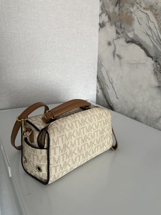 продам сумку за 2000 тг