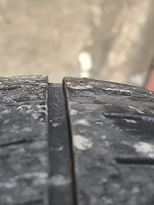 Продам шины 225/60R17