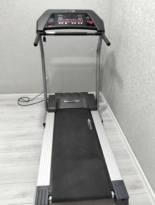 Продам беговую дорожку