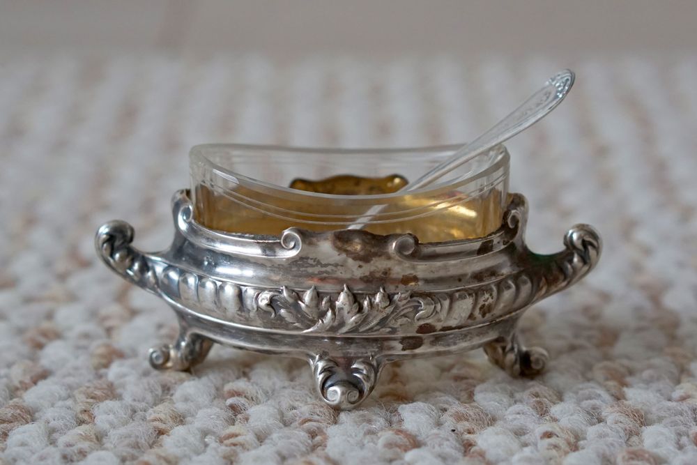 Set doua solnite cu lingurite din argint 800