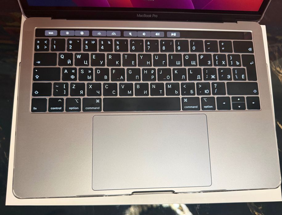 MacBook Pro 13” Space Gray Touch Bar 2019