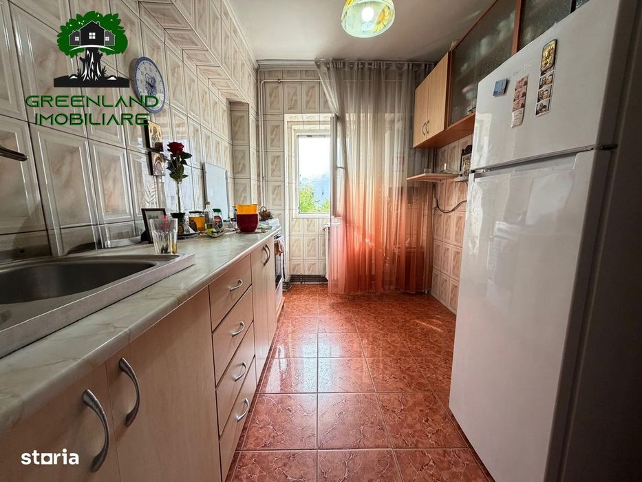 Apartament 2 camere, DECOMANDAT, etaj 2/4, bloc 1982, Galata