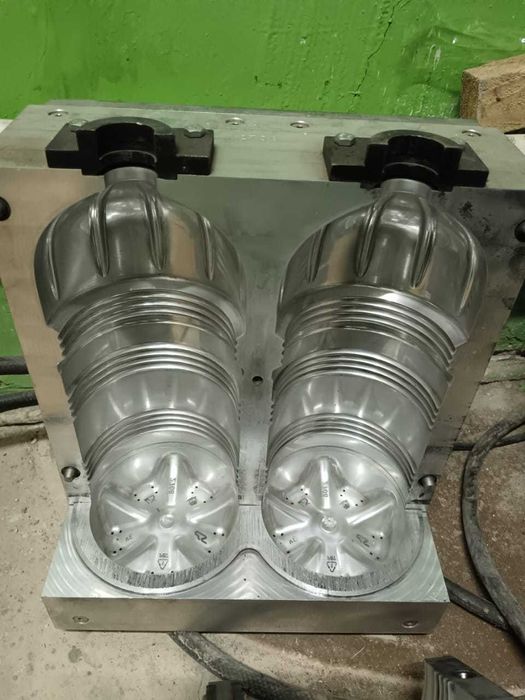 Пресс форма для ПЭТ тары