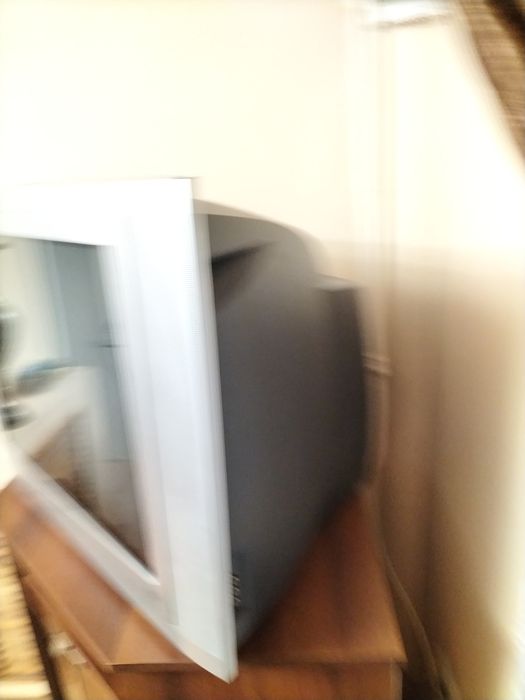 Продам телевизор