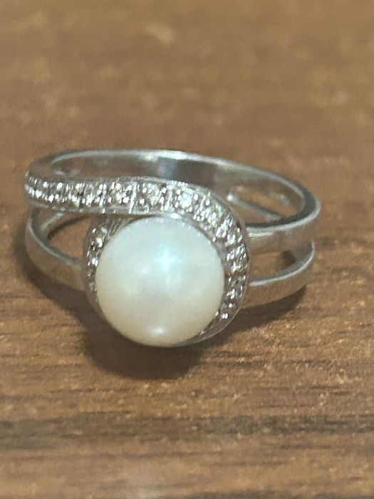 Кольцо 585 белое золото