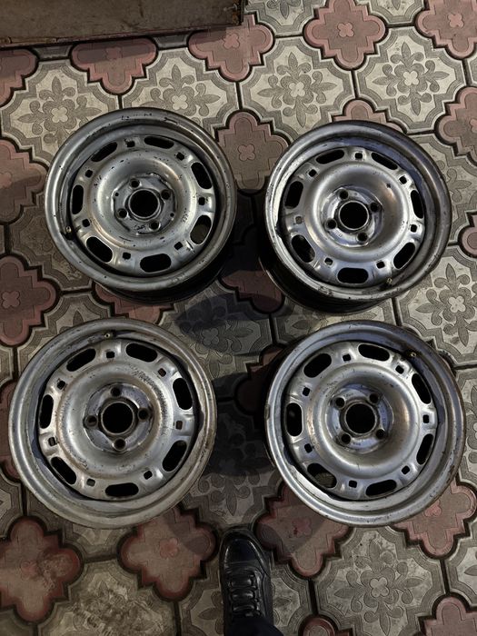 Диск железный пассат R14