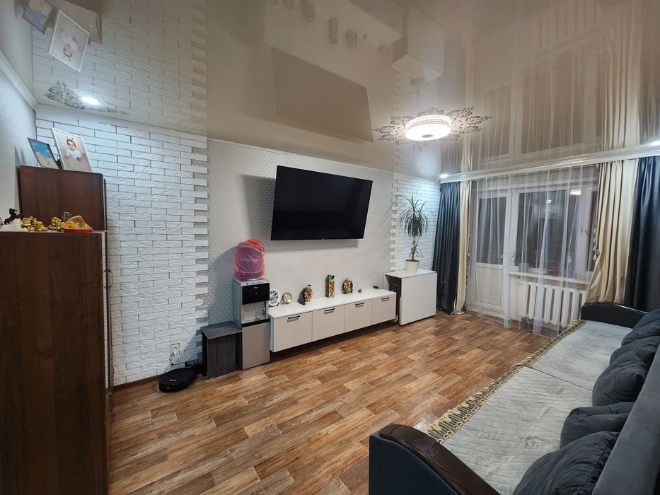 Продам 2х комн квартиру