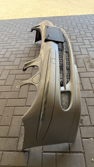 Передний Бампер Mercedes W211