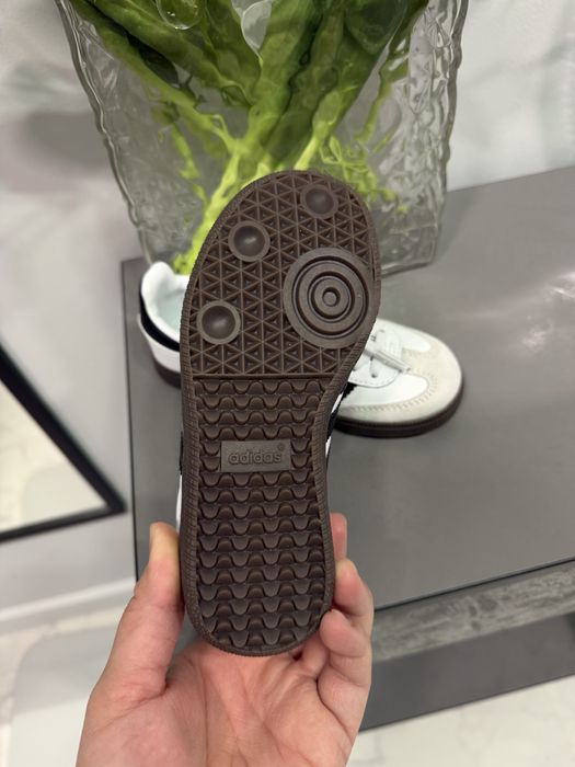 Детские кеды adidas 28р