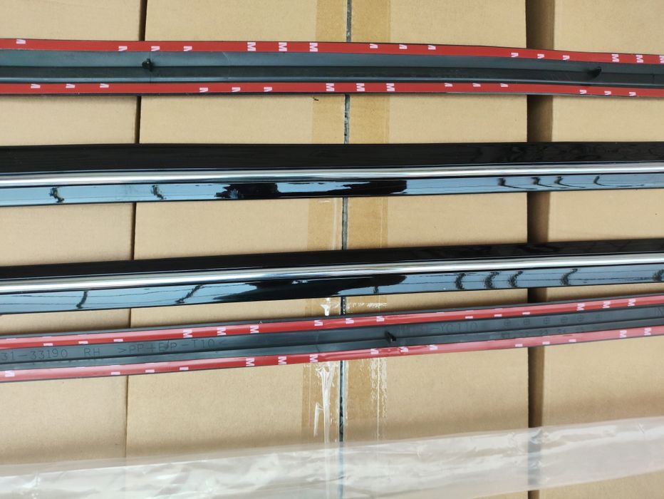 Камри 30 -35 молдинги дверные