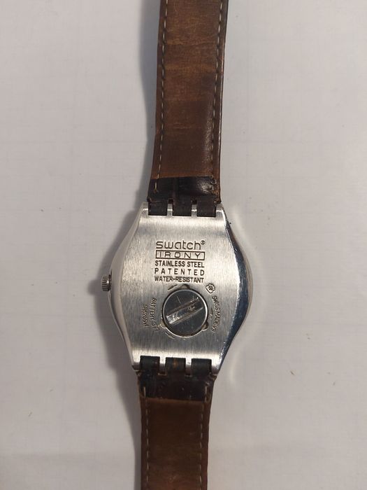 Щвейцарские кварцевые часы swatch