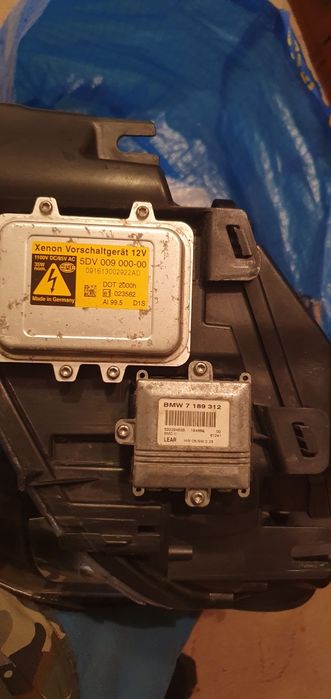 Фарове за BMW E60 ксенон динамикдрайв(завиващи)