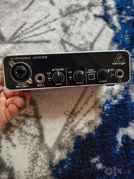 Behringer Umc22 1 oy ishlatilgan