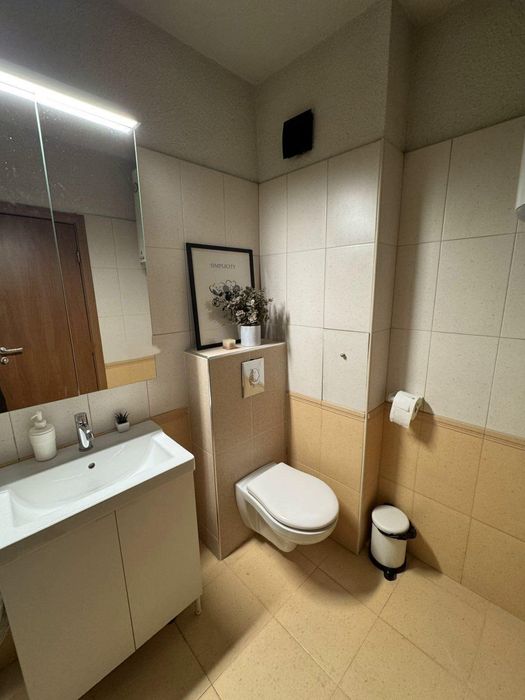 Дава се под наем Двустаен апартамент в София, Център - 60 кв.м за 598.23 € - Снимка #6
